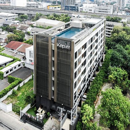 Kepler Residence Bangkok Extérieur photo