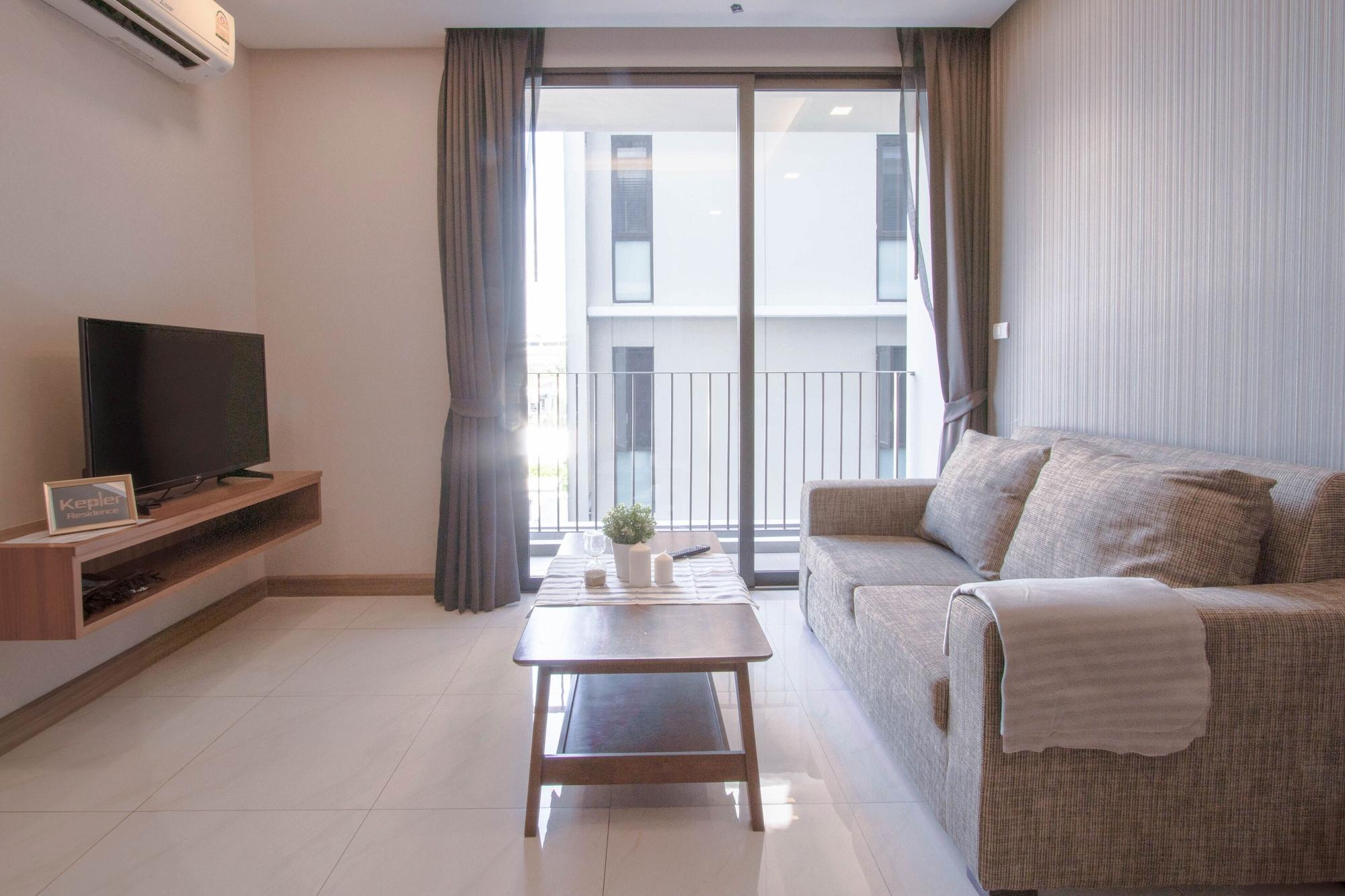 Kepler Residence Bangkok Extérieur photo
