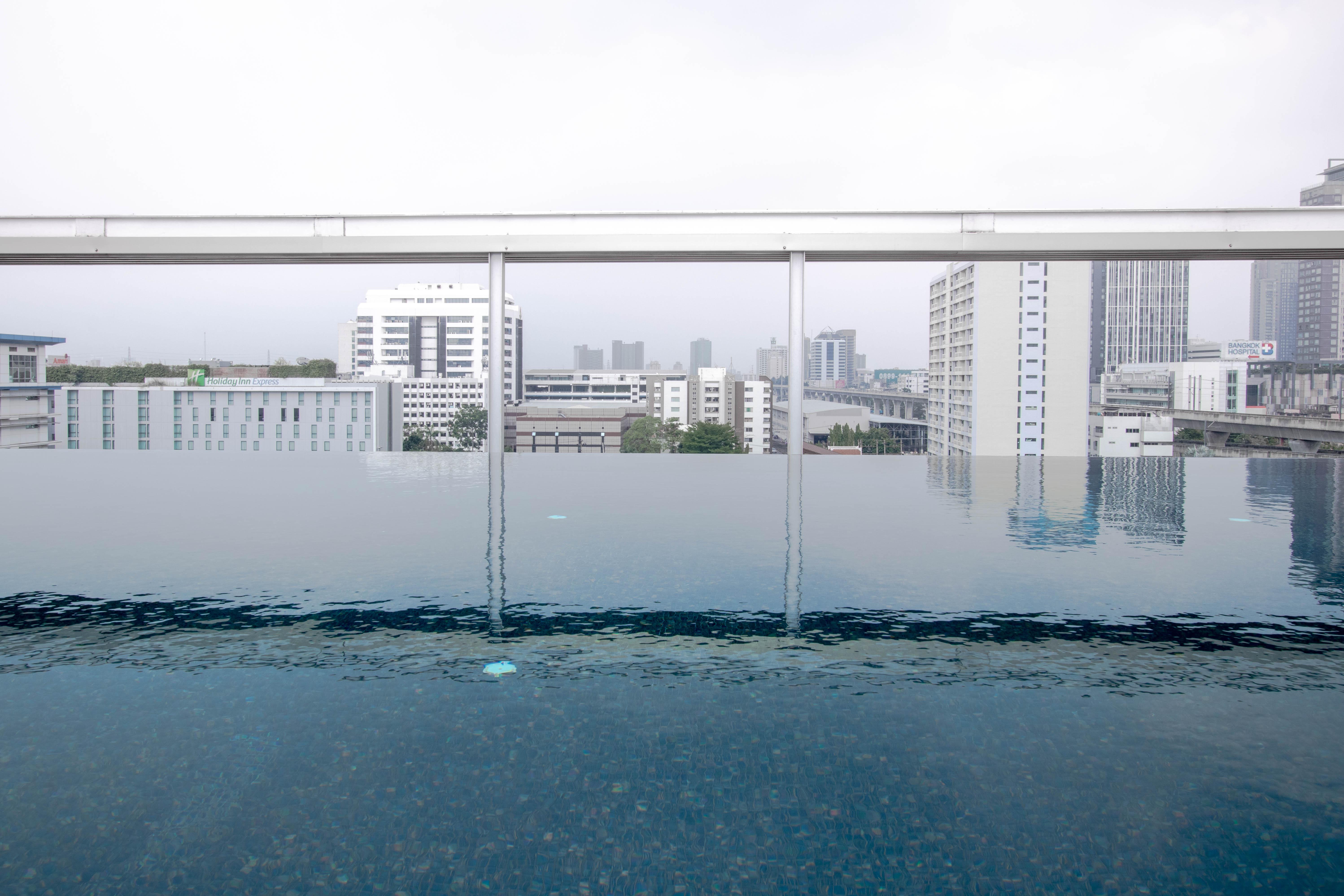 Kepler Residence Bangkok Extérieur photo