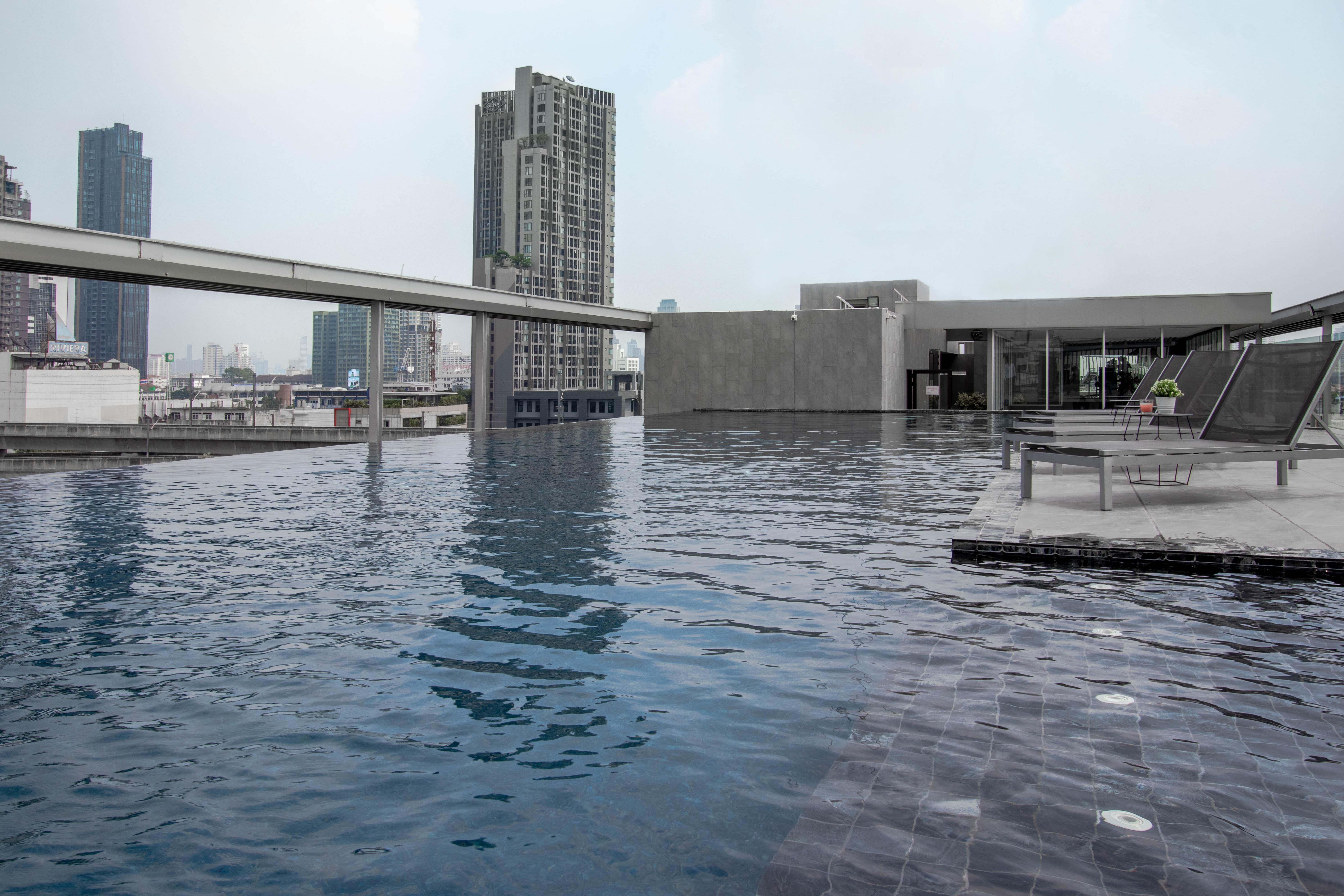 Kepler Residence Bangkok Extérieur photo