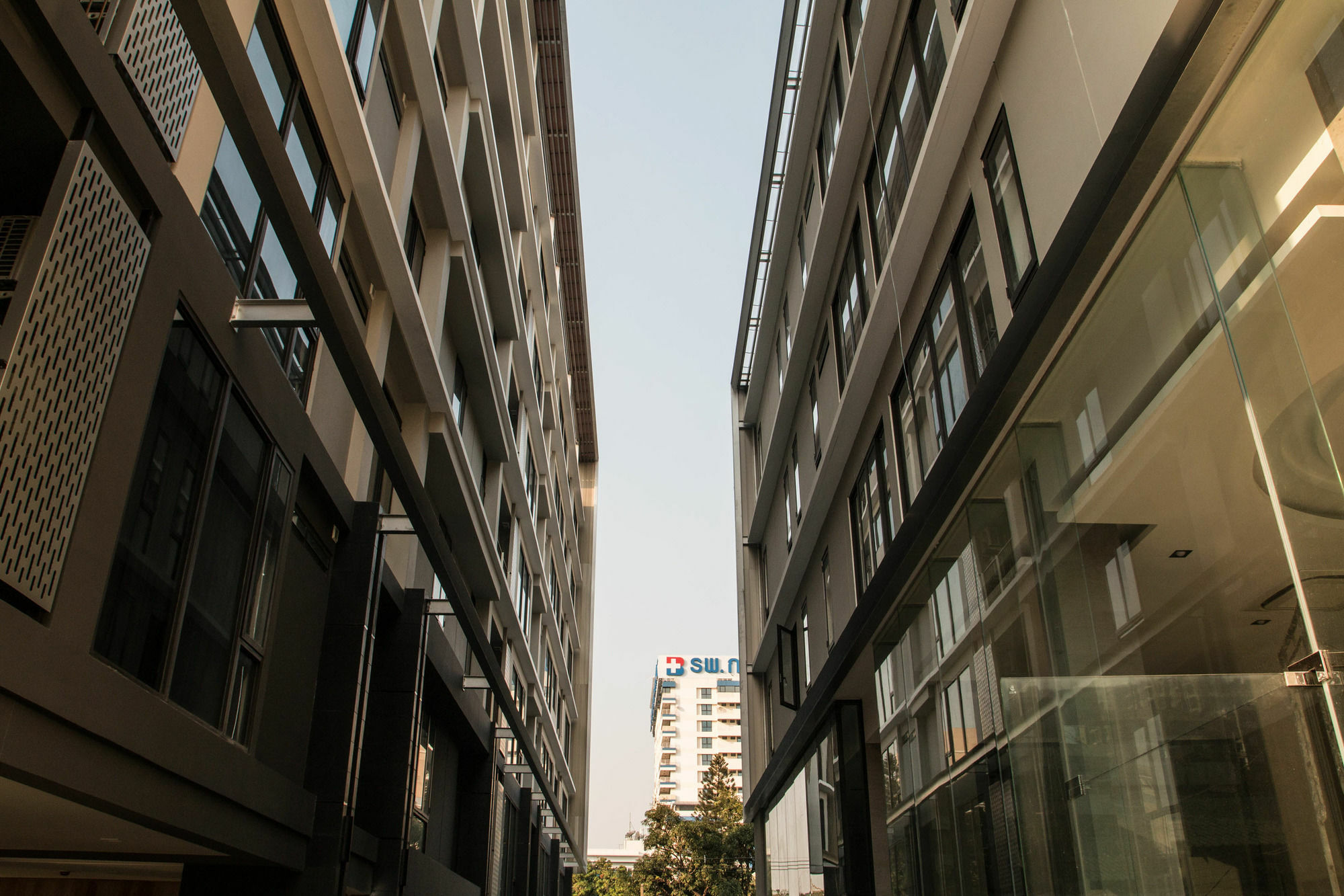 Kepler Residence Bangkok Extérieur photo